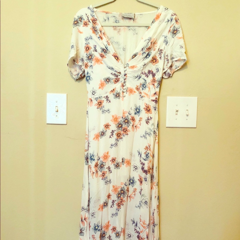 Maxi dress with floral print